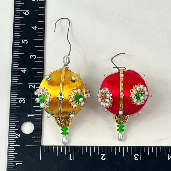 Vintage Handmade Satin Wrapped Beaded Christmas Ornament Pair 2.5‑3″ - Picture 10 of 10